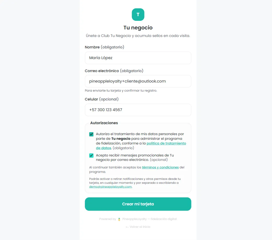 Formulario de registro del cliente con nombre, correo y autorizaciones
